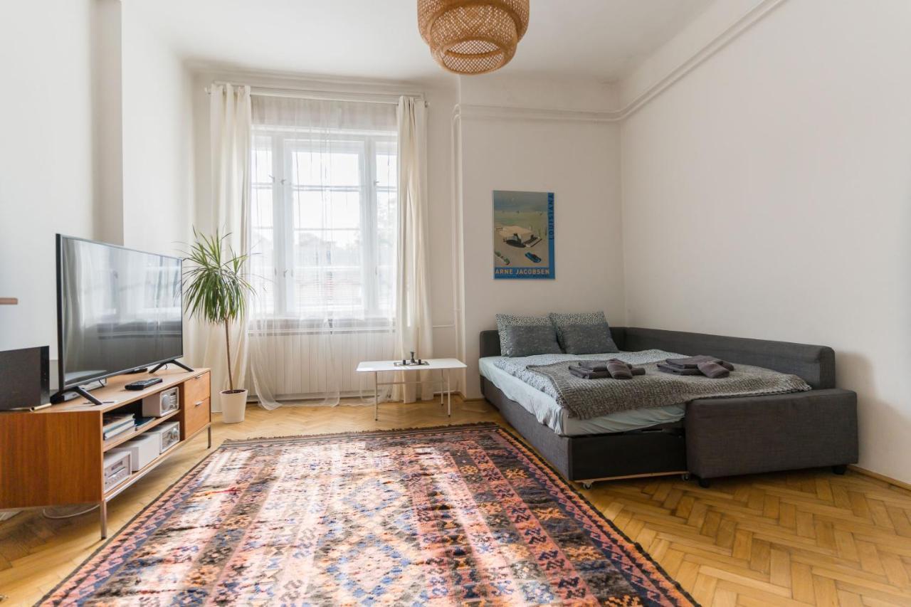 Klauzal Apartment W/3 Bedrooms, French Balcony ブダペスト エクステリア 写真