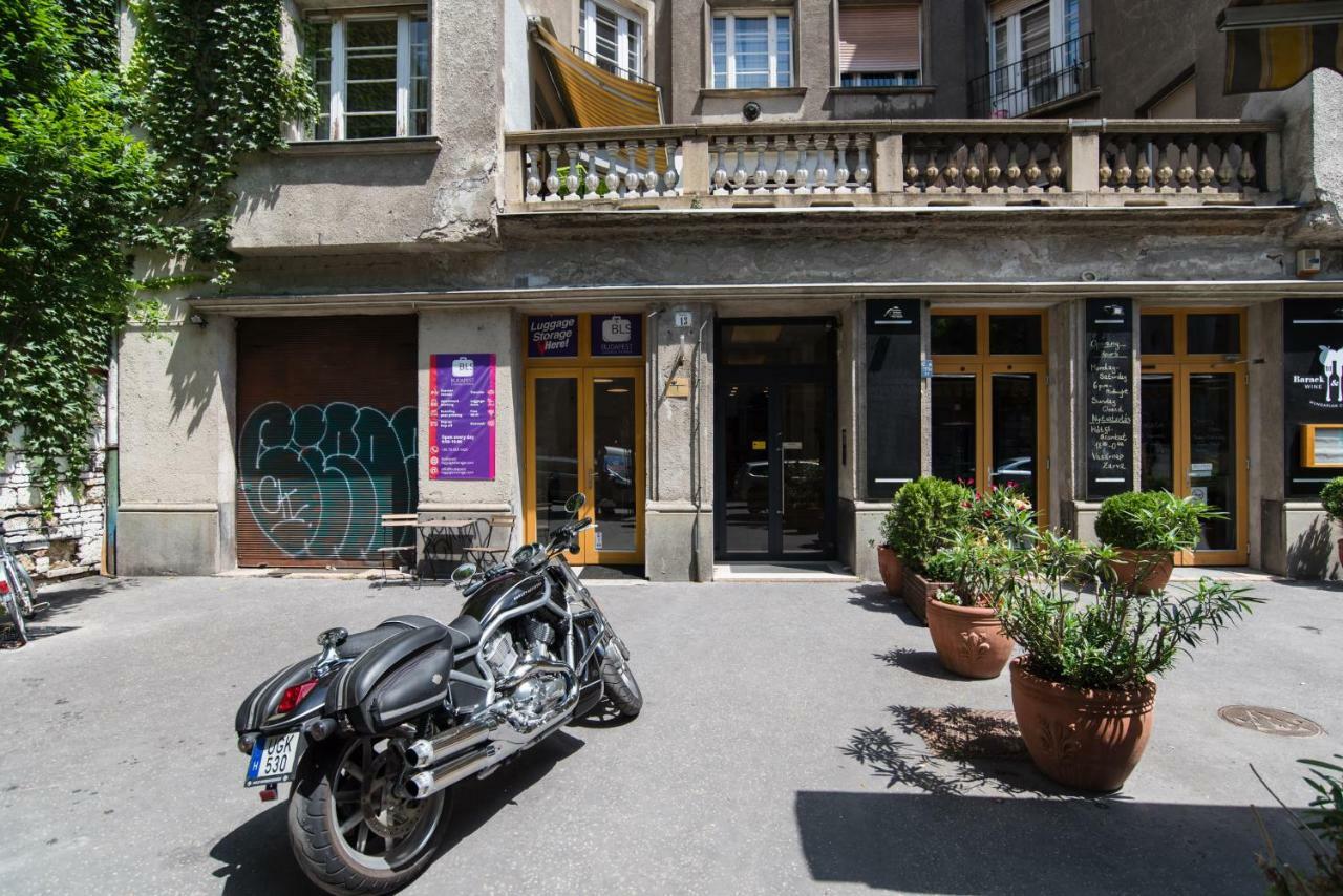 Klauzal Apartment W/3 Bedrooms, French Balcony ブダペスト エクステリア 写真