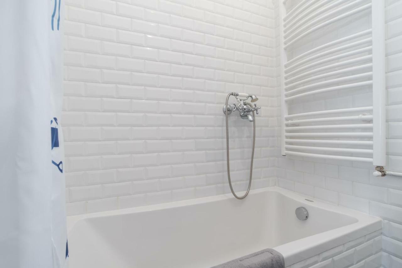 Klauzal Apartment W/3 Bedrooms, French Balcony ブダペスト エクステリア 写真